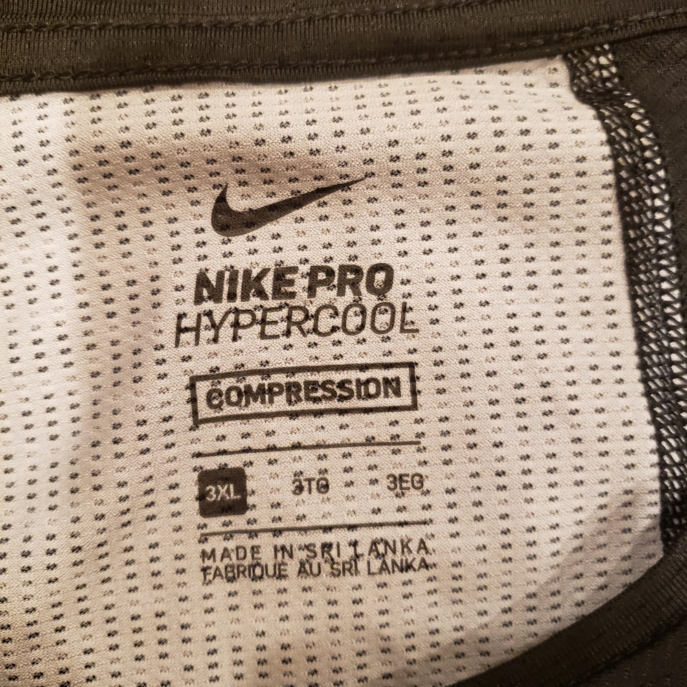 Nike Pro Hypercool Compression Tank Top Sleeveles… - image 3